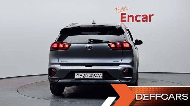 Kia NIRO 1.6 HEV Luxury купить на сайте DeffCars