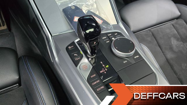 BMW 3-SERIES 320i M Sport купить на сайте DeffCars