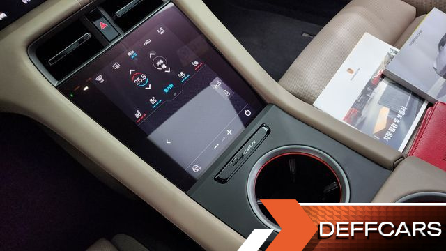 Porsche TAYCAN 4S купить на сайте DeffCars