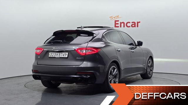 Maserati LEVANTE 3.0 AWD GranSport купить на сайте DeffCars