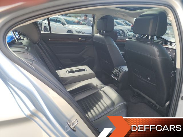 Volkswagen PASSAT 2.0 TDI Premium купить на сайте DeffCars