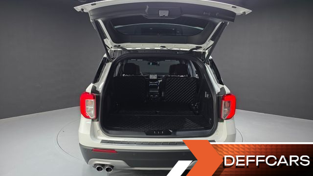 Ford EXPLORER 3.0 Platinum 4WD купить на сайте DeffCars