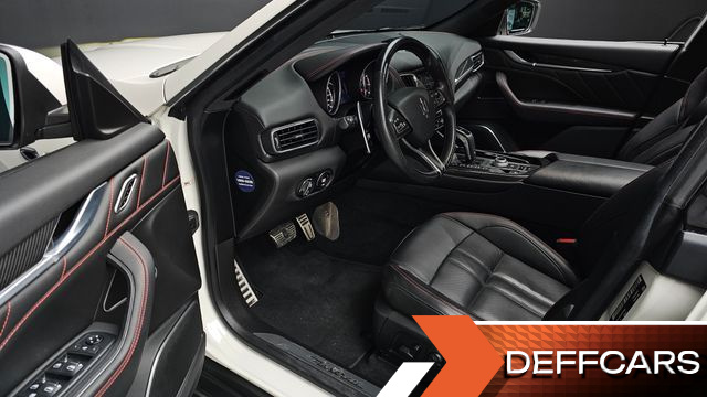 Maserati LEVANTE 3.0 AWD GranSport купить на сайте DeffCars