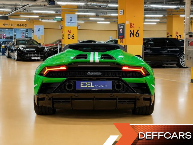 Lamborghini HURACAN LP640-4 EVO Spyder купить на сайте DeffCars