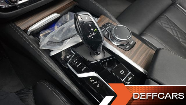 BMW 5-SERIES 530i Luxury купить на сайте DeffCars