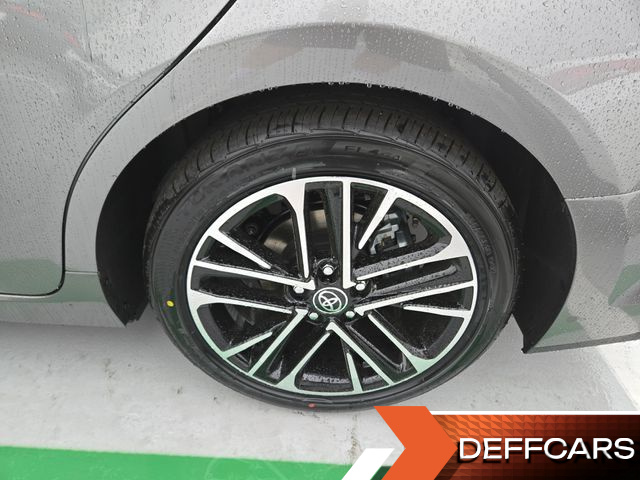 Toyota CAMRY 2.5 XLE Premium Hybrid купить на сайте DeffCars