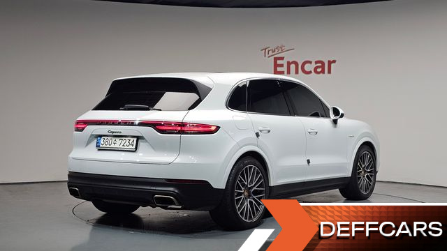 Porsche CAYENNE 3.0 E-Hybrid купить на сайте DeffCars