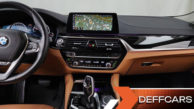 BMW 5-SERIES 520i Luxury купить на сайте DeffCars