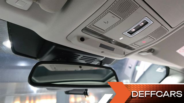 Land Rover DISCOVERY SPORT 2.0 TD4 SE (150PS) купить на сайте DeffCars