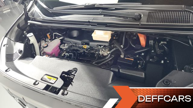Toyota ALPHARD 2.5 HEV Executive AWD купить на сайте DeffCars