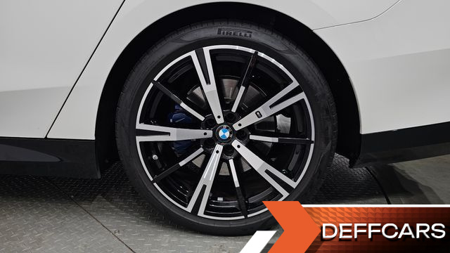BMW 5-SERIES 530i xDrive M Sport купить на сайте DeffCars