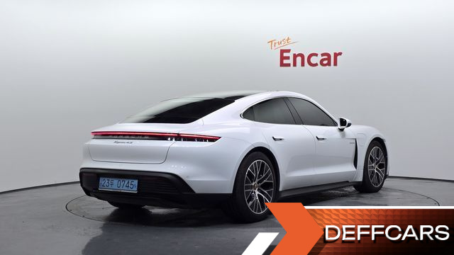 Porsche TAYCAN 4S купить на сайте DeffCars