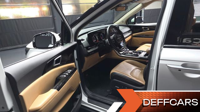 Kia CARNIVAL Gasoline 7-Seater Noblesse купить на сайте DeffCars