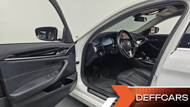 BMW 5-SERIES 520i Luxury купить на сайте DeffCars