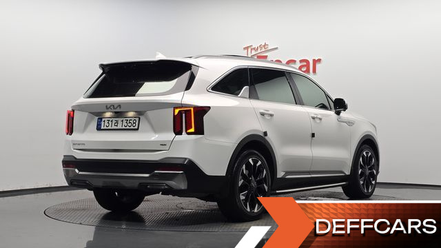 Kia SORENTO Gasoline 2.5T 4WD Signature купить на сайте DeffCars