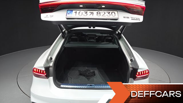 Audi A7 55 TFSI Quattro Premium купить на сайте DeffCars