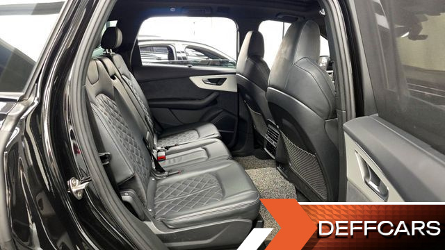 Audi Q7 55 TFSI Quattro Premium купить на сайте DeffCars