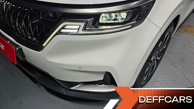 Kia CARNIVAL Gasoline 7-Seater Signature купить на сайте DeffCars