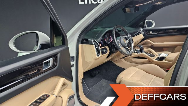 Porsche CAYENNE 3.0 купить на сайте DeffCars