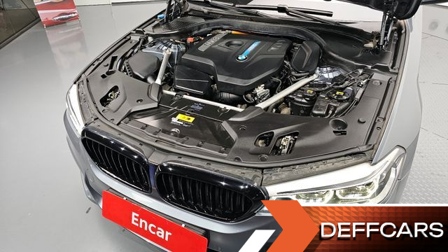 BMW 5-SERIES 530e M Sport купить на сайте DeffCars