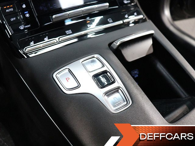 Hyundai GRANDEUR 2.5 Premium Choice купить на сайте DeffCars