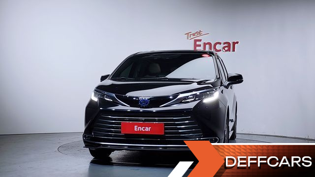 Toyota SIENNA 2.5 Hybrid AWD купить на сайте DeffCars