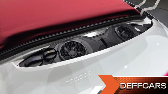 Porsche 911 Carrera 4 GTS Cabriolet купить на сайте DeffCars