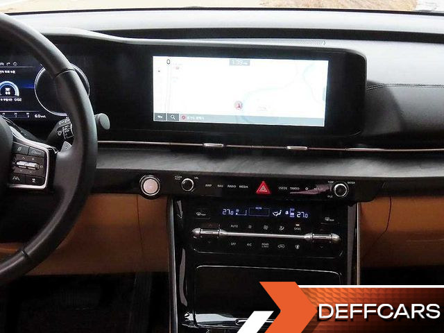 Kia CARNIVAL 9-Seater Noblesse купить на сайте DeffCars