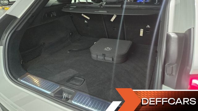 Mercedes EQE EQE500 4MATIC купить на сайте DeffCars