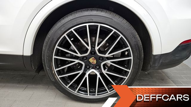 Porsche CAYENNE 3.0 купить на сайте DeffCars