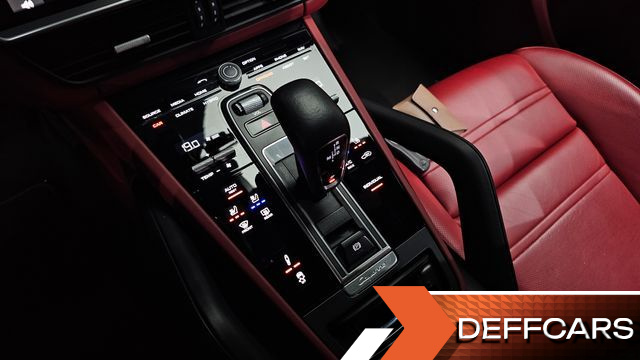 Porsche CAYENNE 3.0 E-Hybrid купить на сайте DeffCars