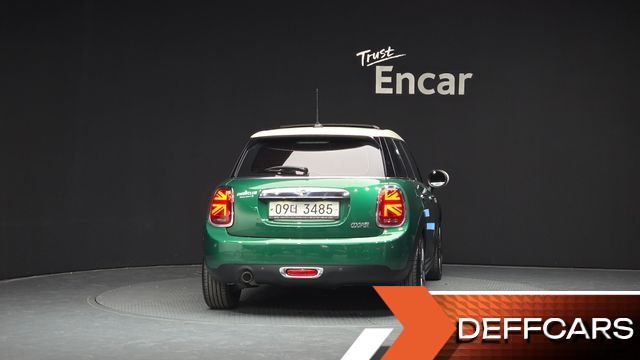 Mini COOPER 5Door 60th Edition 3rd купить на сайте DeffCars