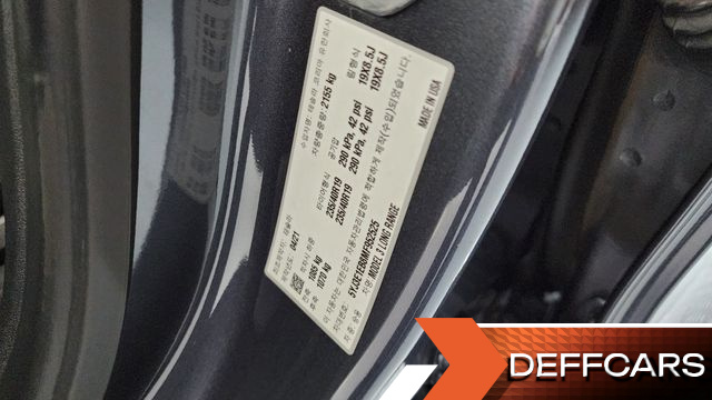 Tesla MODEL 3 Long Range AWD купить на сайте DeffCars