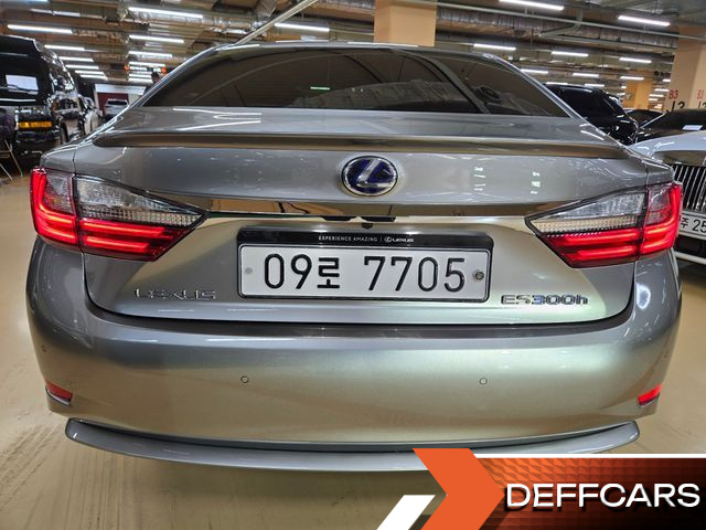 Lexus ES Executive XV60 купить на сайте DeffCars