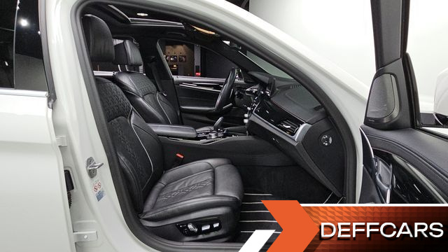 BMW 5-SERIES 520d M Sport Package Plus купить на сайте DeffCars