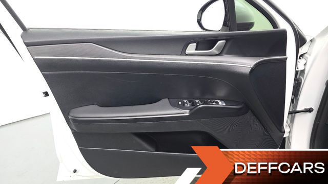 Kia K5 2.0 Prestige купить на сайте DeffCars