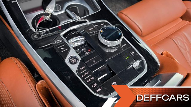 BMW X7 xDrive 40i M Sport 6STR купить на сайте DeffCars