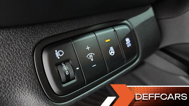 Hyundai VENUE 1,6 Premium купить на сайте DeffCars