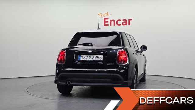 Mini COOPER 5Door Classic Third Generation купить на сайте DeffCars