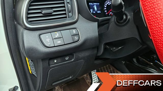 Kia SORENTO Gasoline 2.0 Turbo 2WD Master Special купить на сайте DeffCars