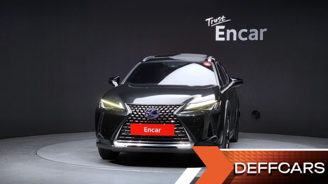 Lexus UX 2.0 2WD купить на сайте DeffCars
