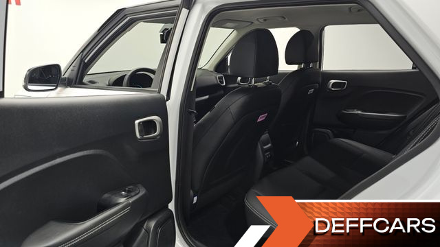 Hyundai VENUE 1,6 Premium купить на сайте DeffCars