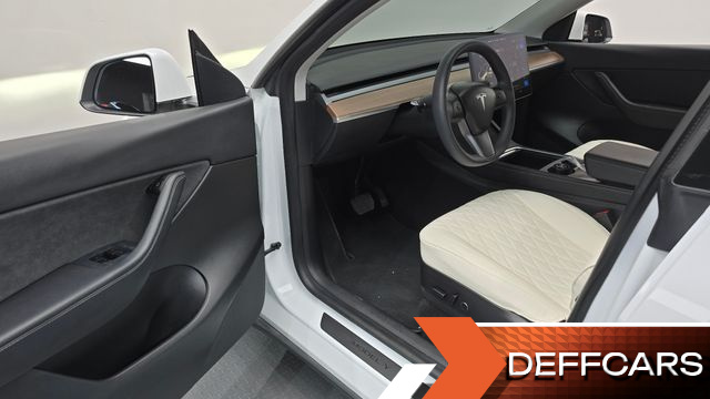 Tesla MODEL Y Long Range AWD купить на сайте DeffCars