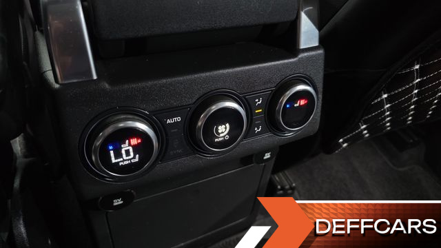 Land Rover DISCOVERY 3.0 TD6 HSE купить на сайте DeffCars