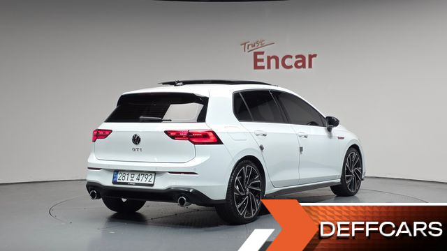Volkswagen GOLF 2.0 GTI купить на сайте DeffCars
