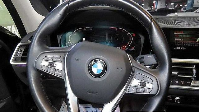 BMW 3-SERIES 320i купить на сайте DeffCars
