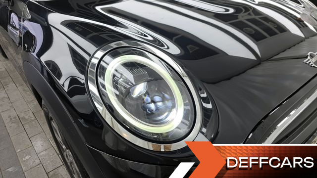 Mini COOPER 5Door Classic Third Generation купить на сайте DeffCars