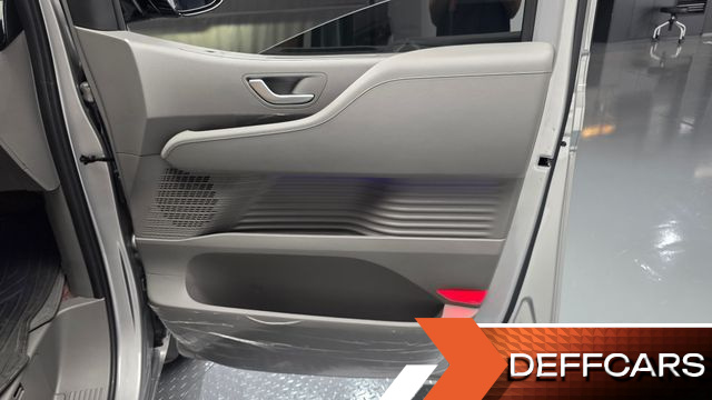 Hyundai STARIA 4WD Lounge 9-Seater Inspiration купить на сайте DeffCars