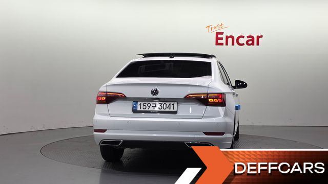 Volkswagen JETTA 1.4 TSI Prestige купить на сайте DeffCars