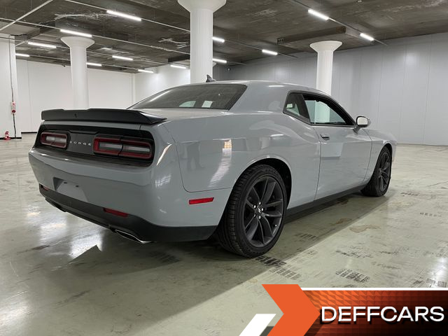 Dodge CHALLENGER 5.7 купить на сайте DeffCars
